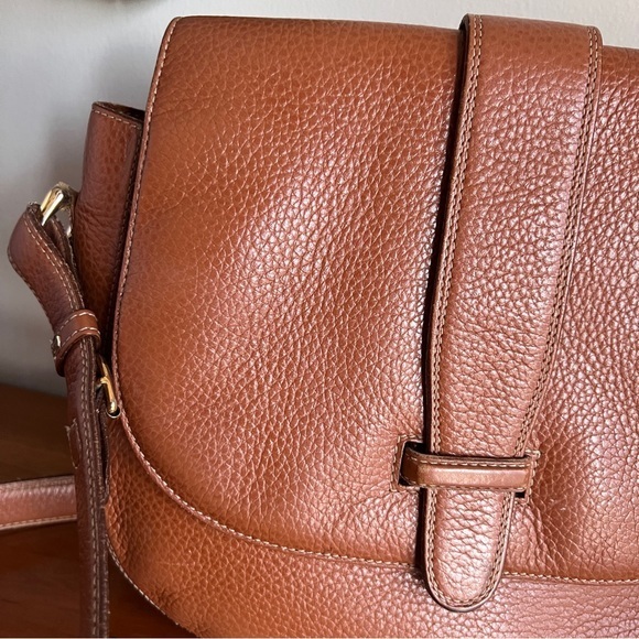 Burberry Vintage Leather Flap Crossbody Bag - Picture 2 of 13